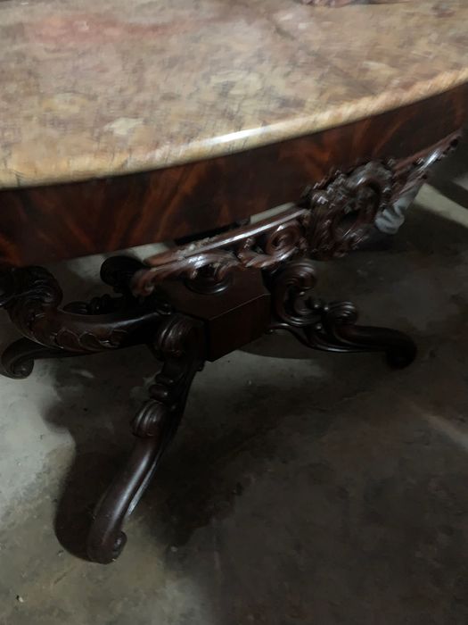 Mesa Antiga em Madeira Maciça com Tampo em Mármore