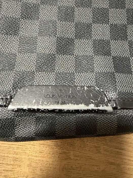 Сумка Louis Vuitton через плече
