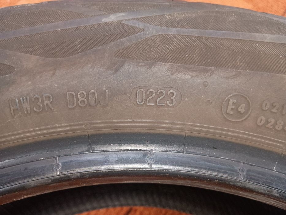 Opony letnie 215 /55/17 Continental