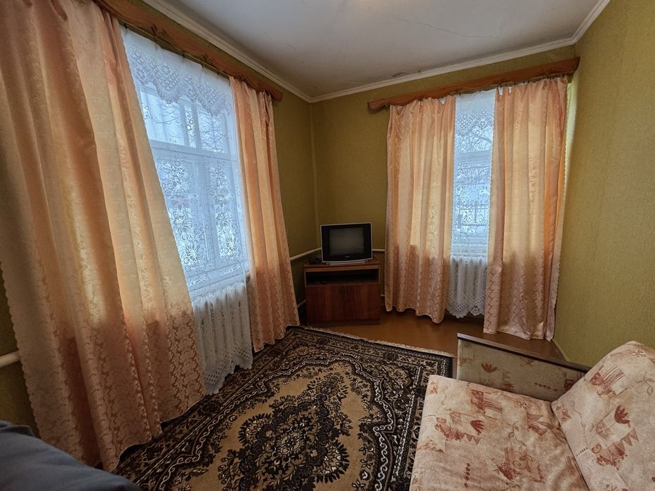 Частина будинку в Квасилові