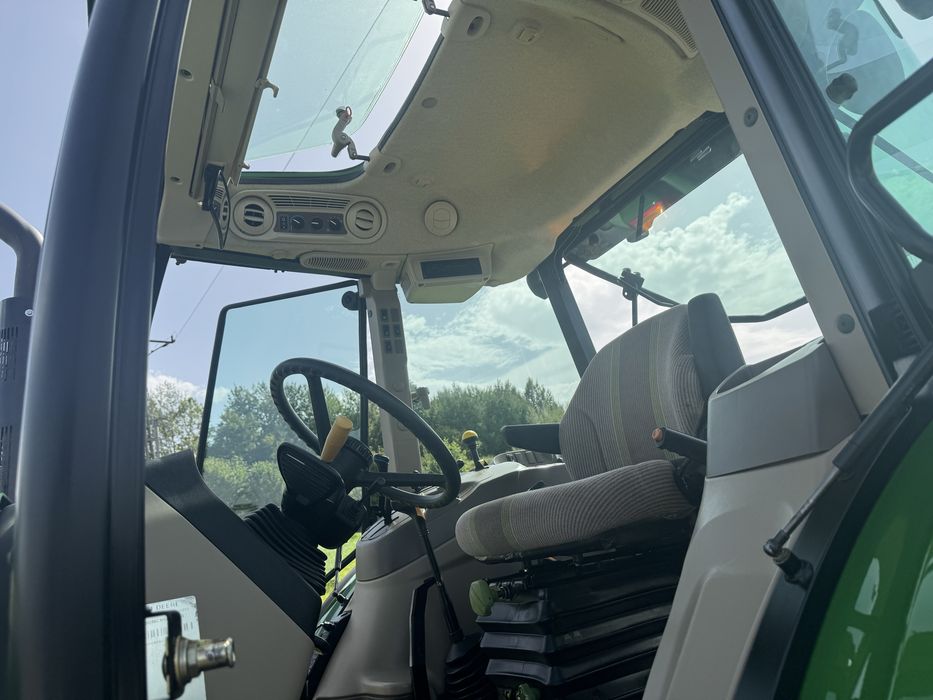 John Deere 5080M