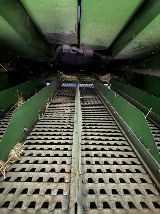 Комбайн зерноуборочный John Deere 1065
