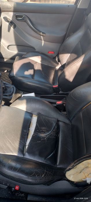 Seat Leon 1.6 16v  benzyna fajny