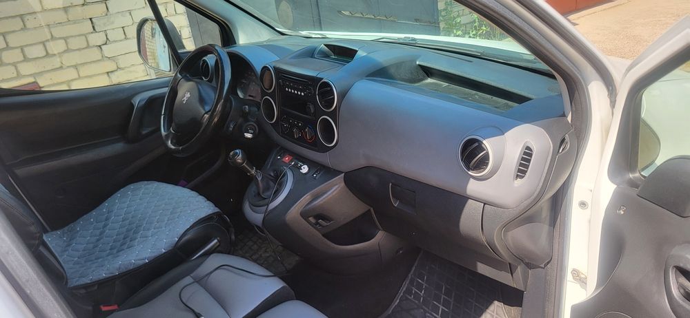 Peugeot partner  2011 1.6hdi