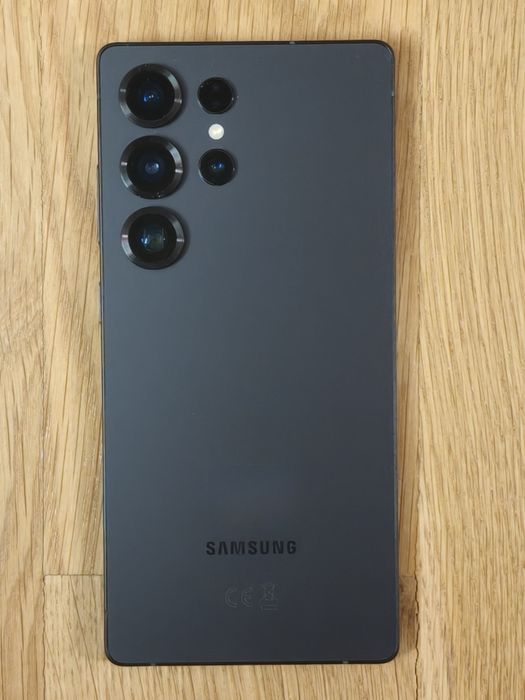 Samsung Galaxy S25 Ultra 512GB + Capa Pitaka + Protetor de ecrã