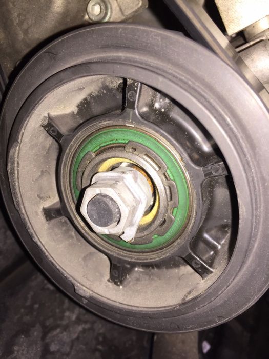 Tampa da poli compressor