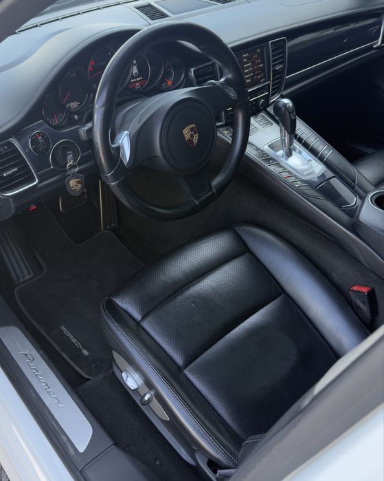 Porsche Panamera 250 CV Diesel ( 270.000 KM )