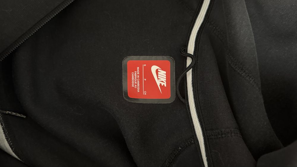 nike tech fleece