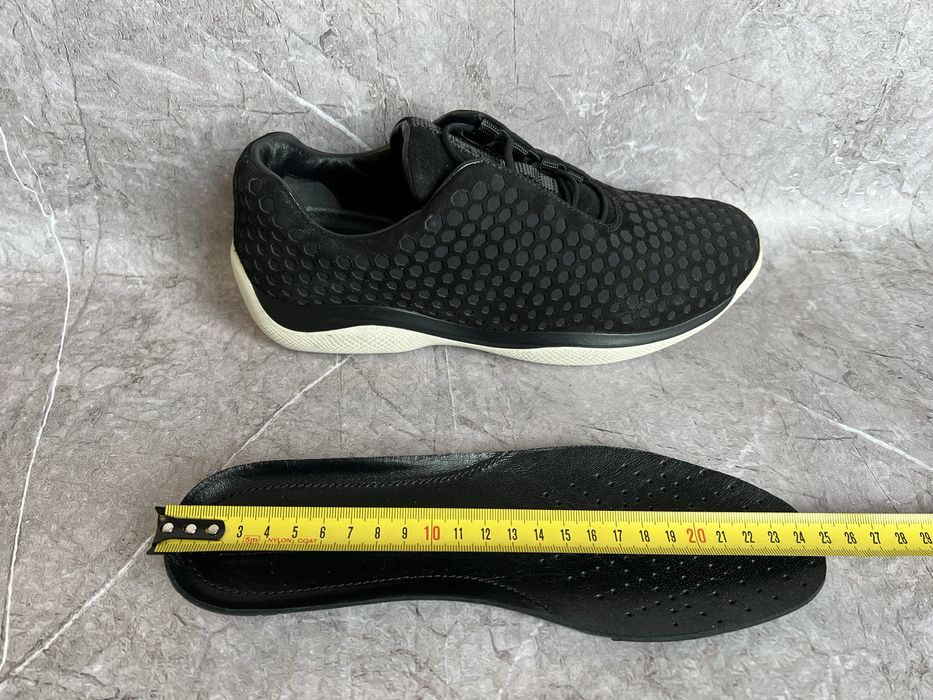 Prada женские 37