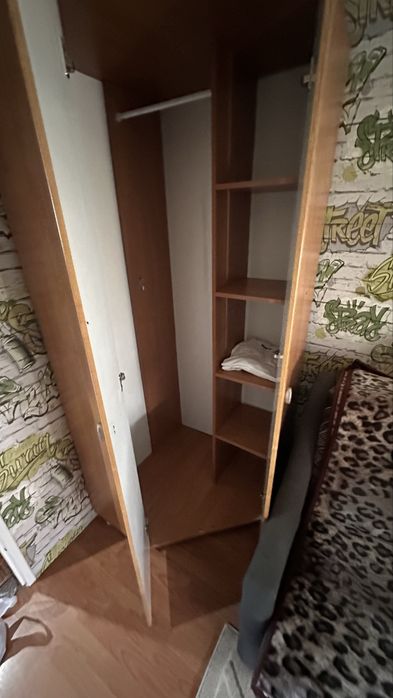 sprzedam szafę rogową 80cmx2m
