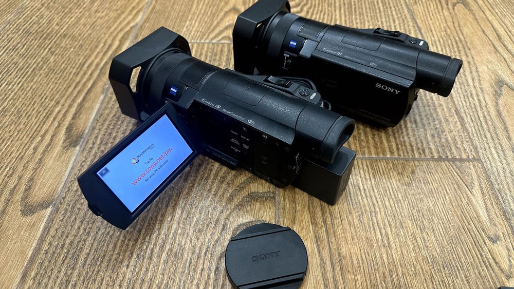 Видеокамера SONY CX-900 Black