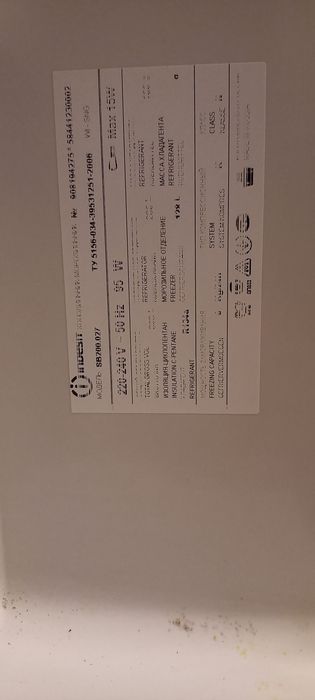 Продаю холодильник