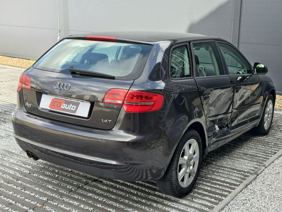 Audi A3 Sportback 1,4 tfsi 125ps* automat* climatronic* ICDauto.com