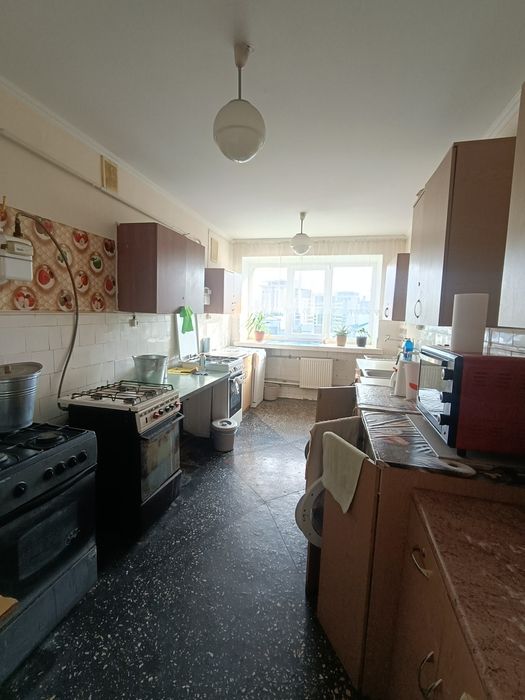 Продається кімната в гуртожитку Центр