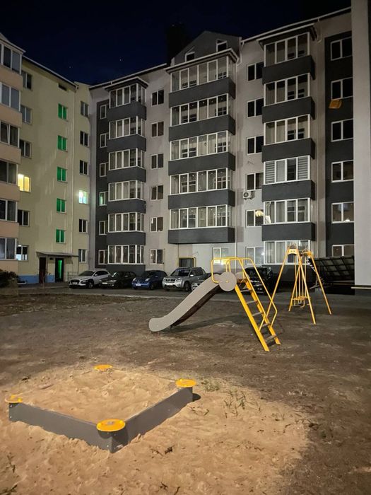 ПРОДАЖ !!! Квартира - 92,3м2, - (700/м2)