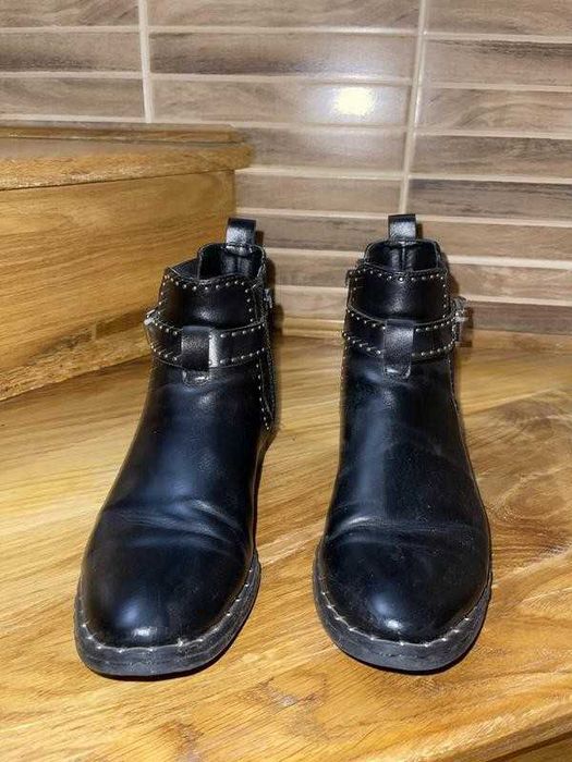 Черевички осінні. Німеччина