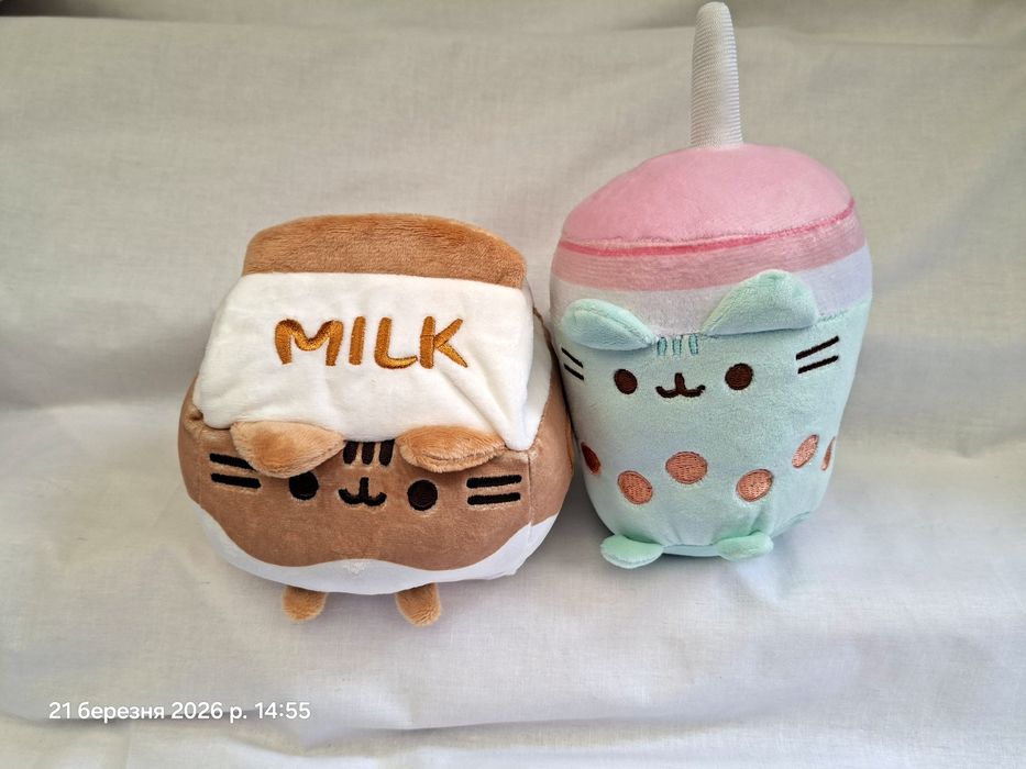 Пушин кет pusheen cat Пушин кіт з пончиком панкейк синабон молоко