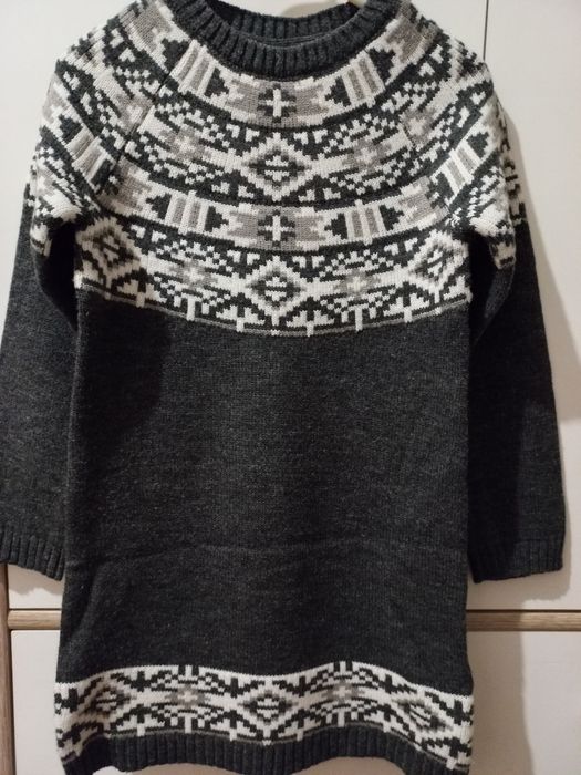 Сукня в'язана 122см,7років