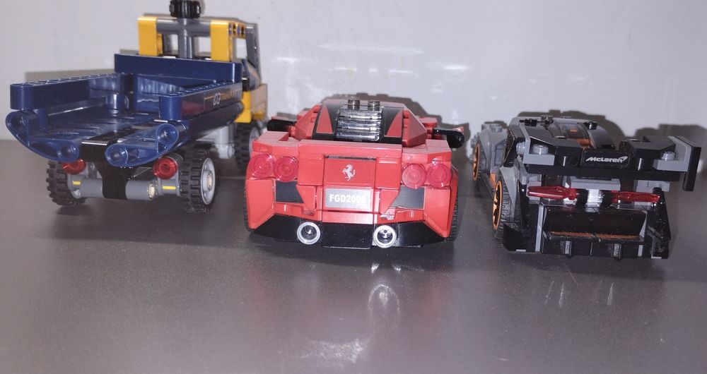 Samochody LEGO speed champions + mała wywrotka LEGO Technic