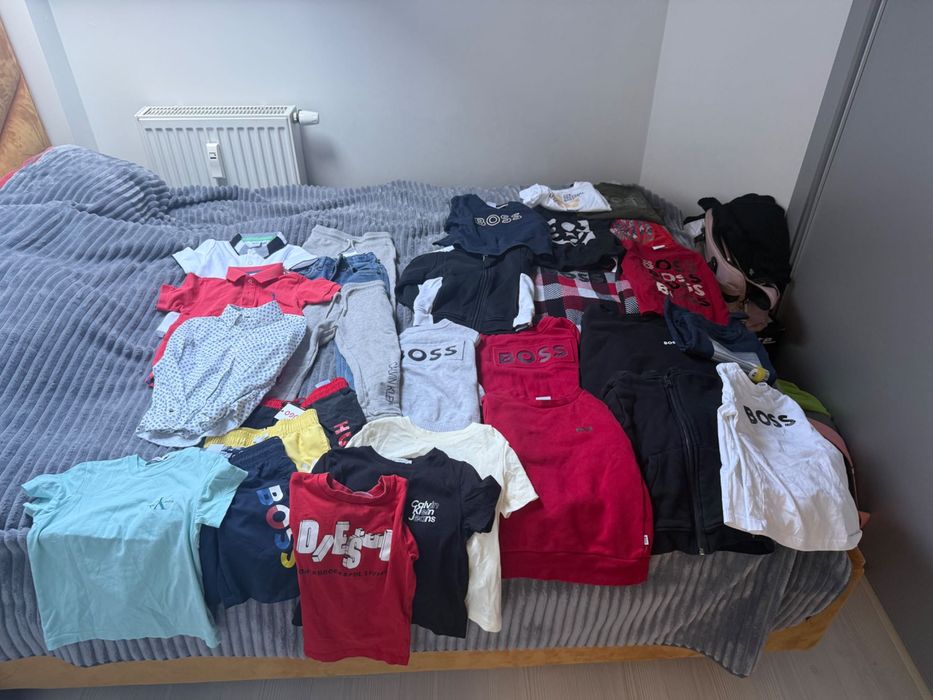 Sprzedam pudło ubrań dla chłopca 2 - 6 lat.