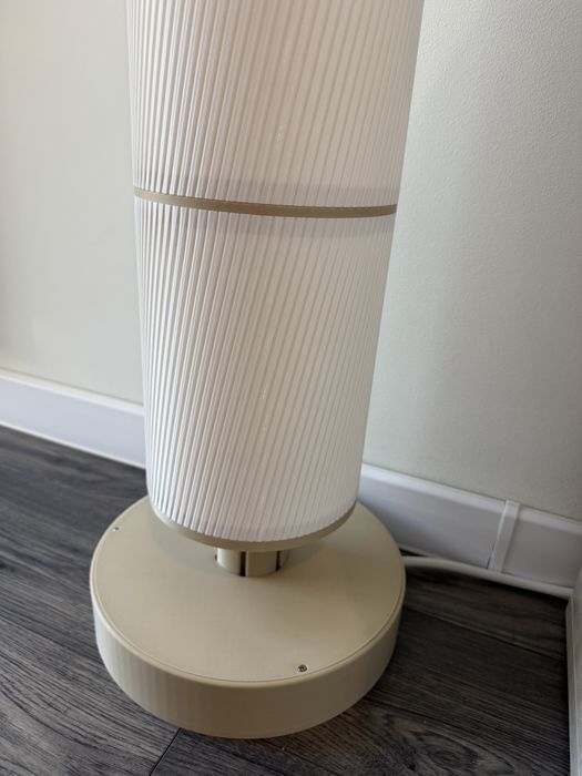 Lampka podłogowa RGB