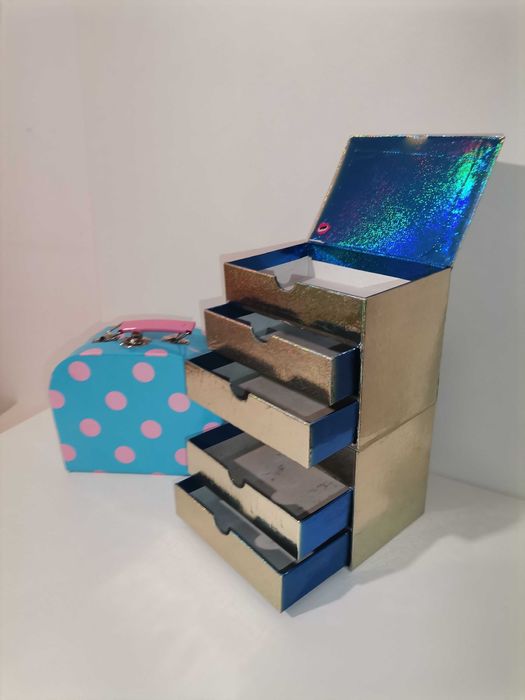 Zestaw na biurko, do pokoiku - walizeczka pudełko organizer szufladki