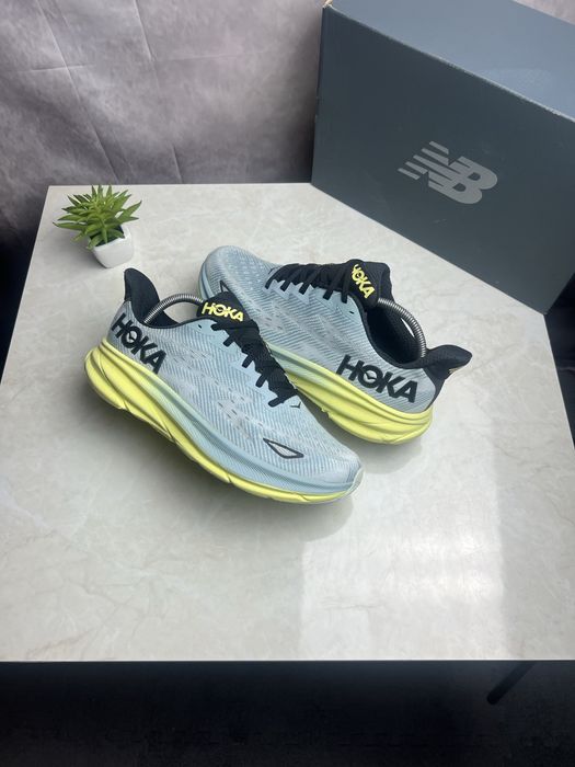 Кросівки Hoka Clifton 9 Розмір 44.5 Original Взуття