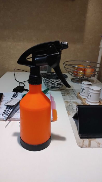 Ручной опрыскиватель