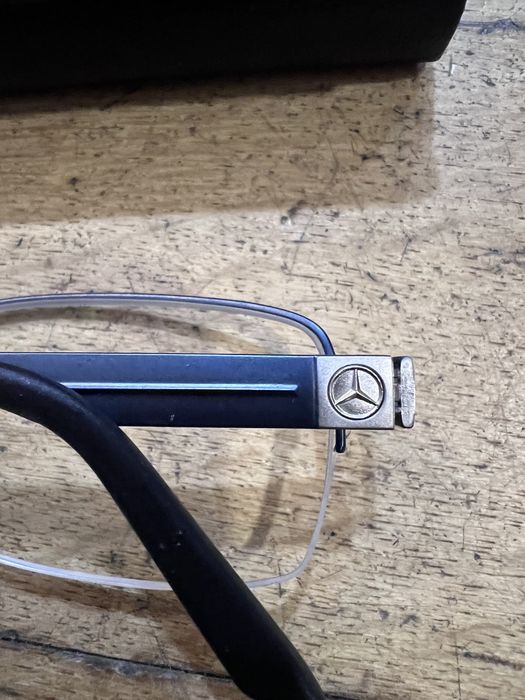 Óculos de Grau Mercedes-Benz M2006 – Originais (Semi-Aro)