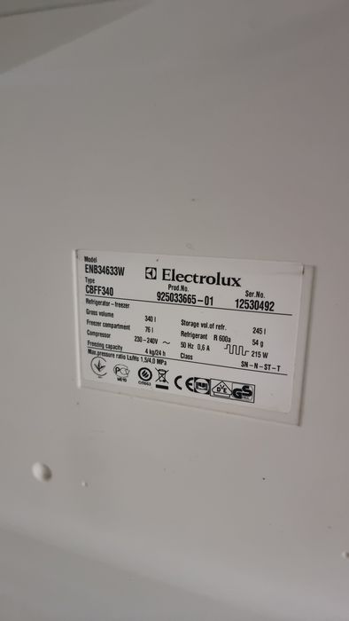 Терміновий продаж.  Холодильник Electrolux м.Рівне