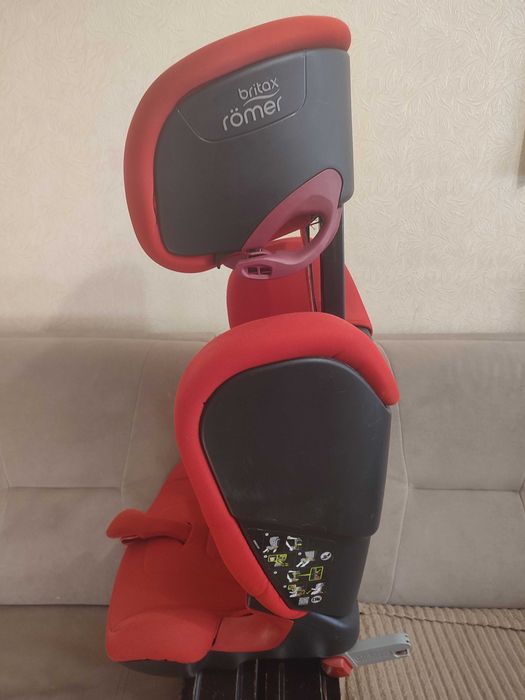 Продам німецьке автокрісло Britax-Romer