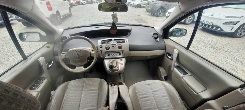 Renault Scénic 1.5 dCi – 2006 – 350.000 km
