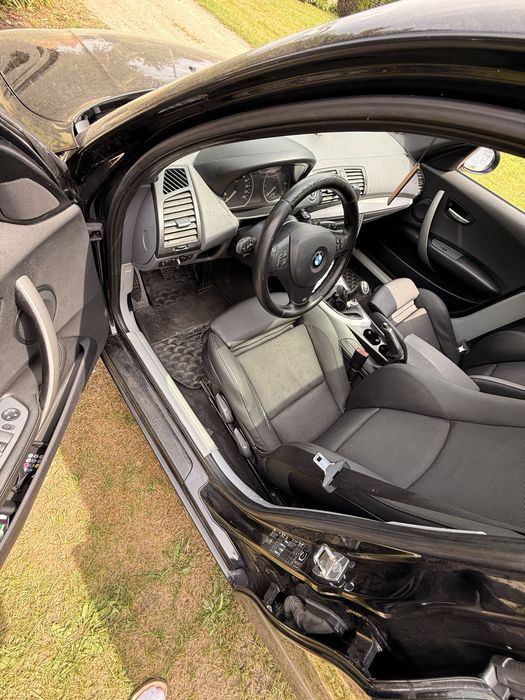 Samochód BMW serii 1 e87
