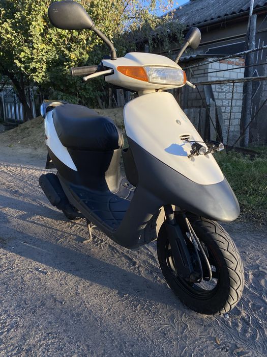 Suzuki lets 2.