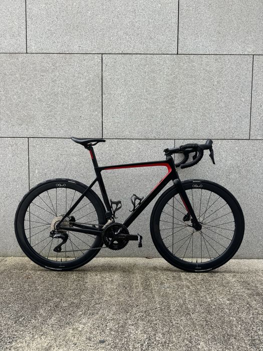 Colnago V3 2024 di2 12v