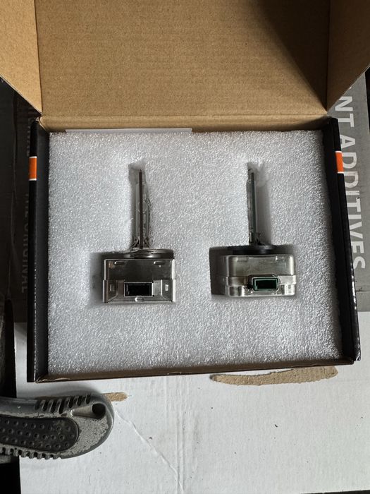 D3S біксенон лампи бу