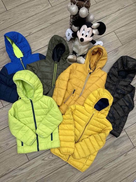 Куртка демі весна-осінь на вік 5-6-7(110-116-122 см)