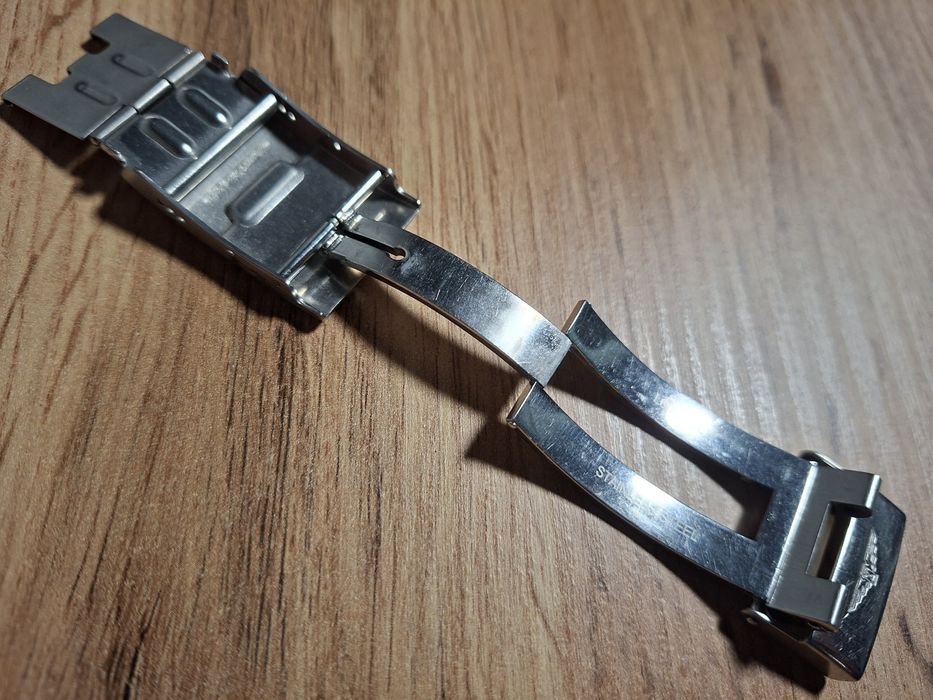 Oryginalne zapięcie do zegarka Longines 22 mm. Używane bez wad.