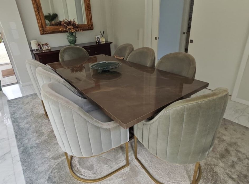 Mesa de jantar Antarte em pedra 8 lugares + cadeiras