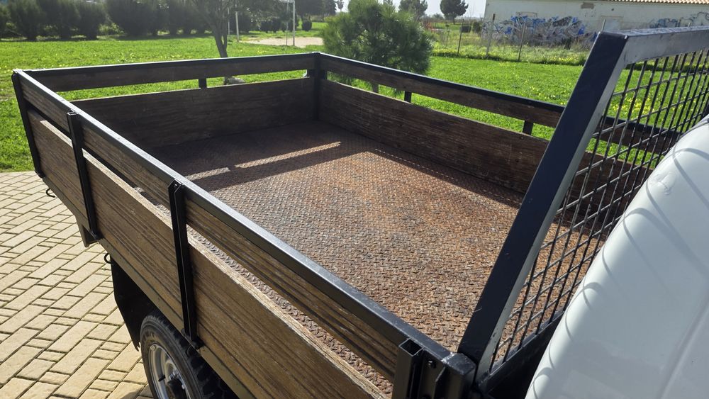 Mitsubishi L200 caixa aberta