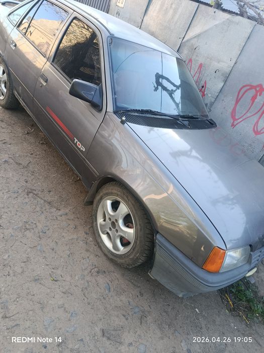 Продам Опель Кадет