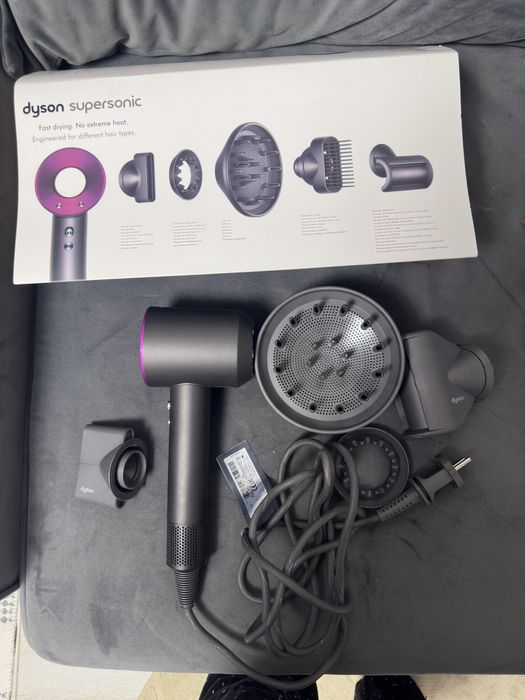 Продам  фен Dyson Supersonic HD07 Iron origins