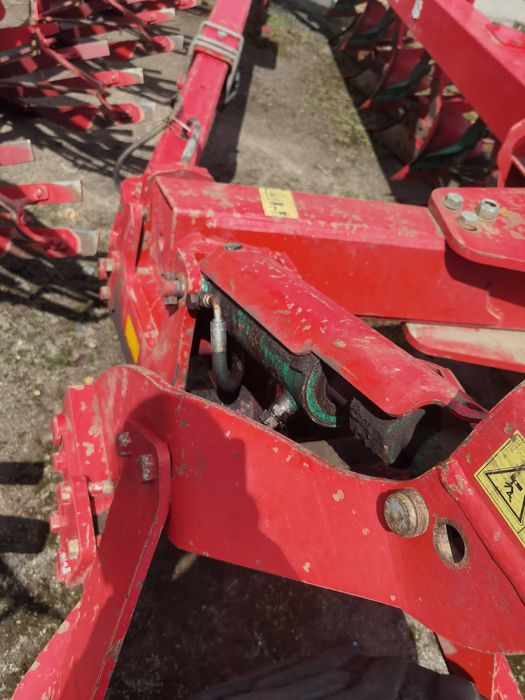 Продаються Плуги KVERNELAND RN 100