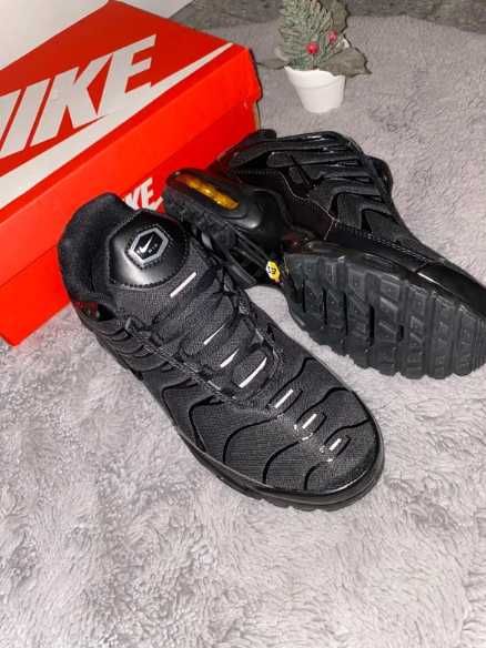 Buty sportowe Nike_Air _Max_TN_Plus_Black_ Rozmiar.42
