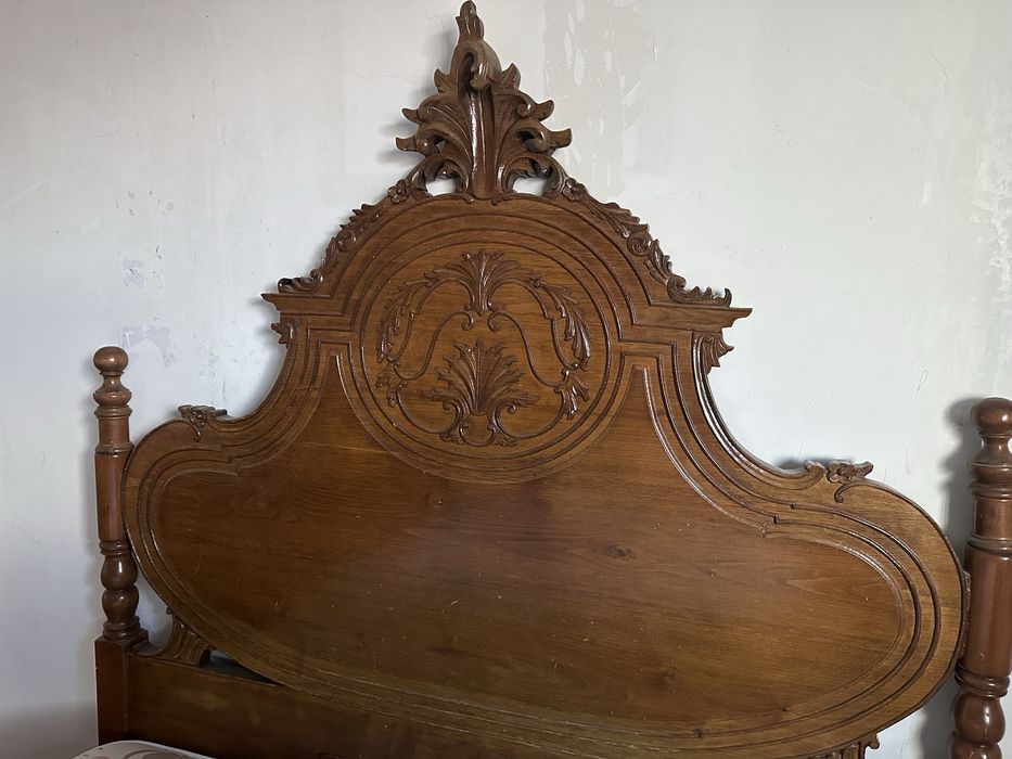 Quarto antigo completo