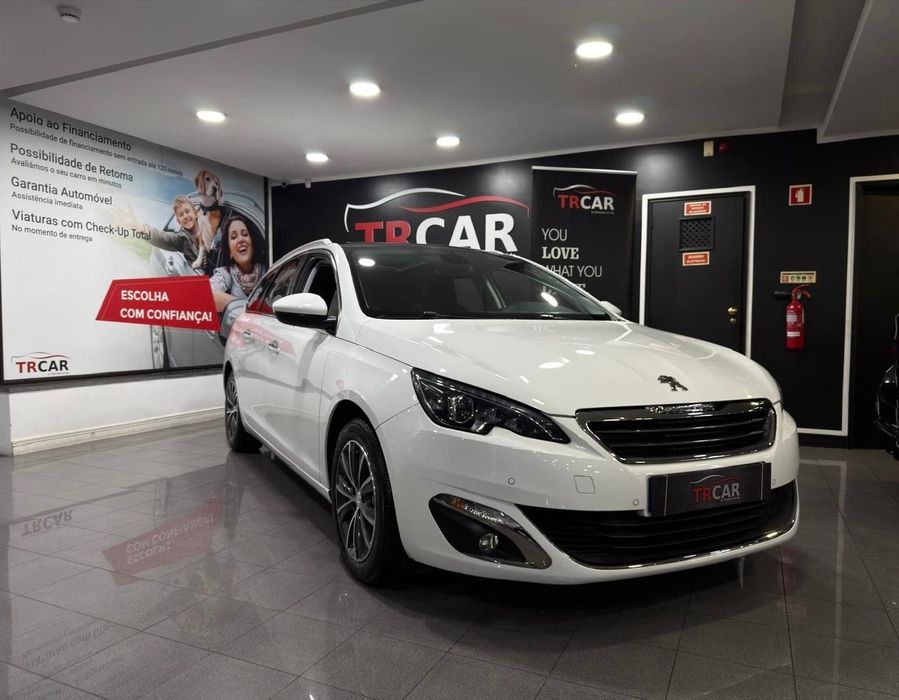 Peugeot 308 SW 1.2 PureTech Allure EAT6