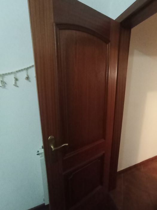 Porta de madeira 200 cm x 75cm
