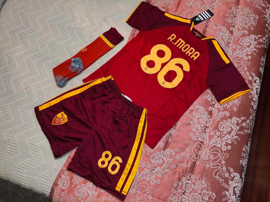 Camisola Criança Rodrigo R. Mora Equipamento Roma | NOVO