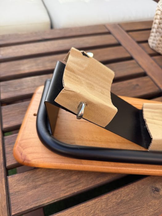 Tábua de madeira de cortar presunto nova