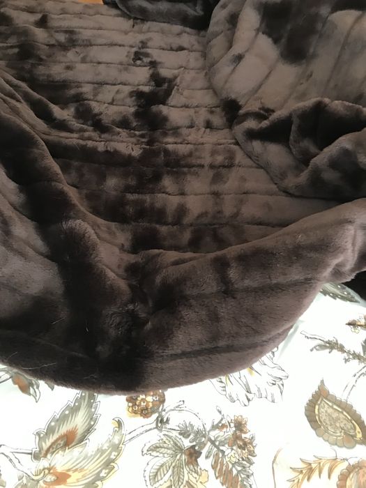 Colcha/Manta MORA pêlo de forro polar cor chocolate NOVA